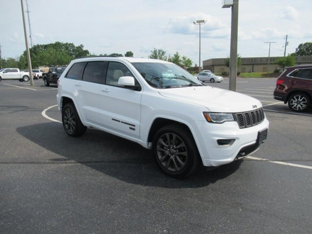 2016 Jeep Cherokee - $18,000