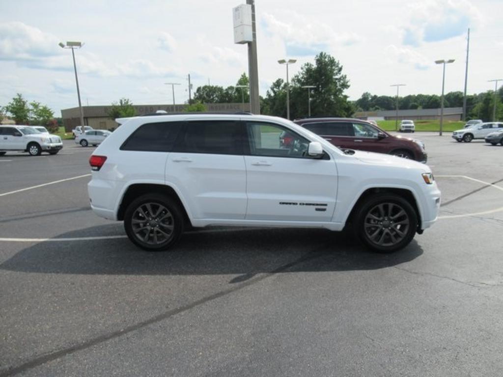 2016 Jeep Grand Cherokee Limited photo