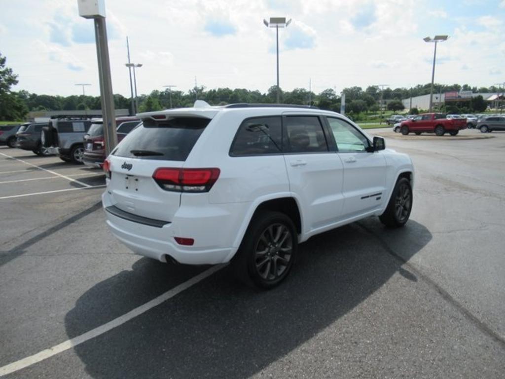 2016 Jeep Grand Cherokee Limited photo