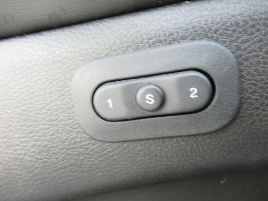 2021 Jeep Cherokee - $32,000