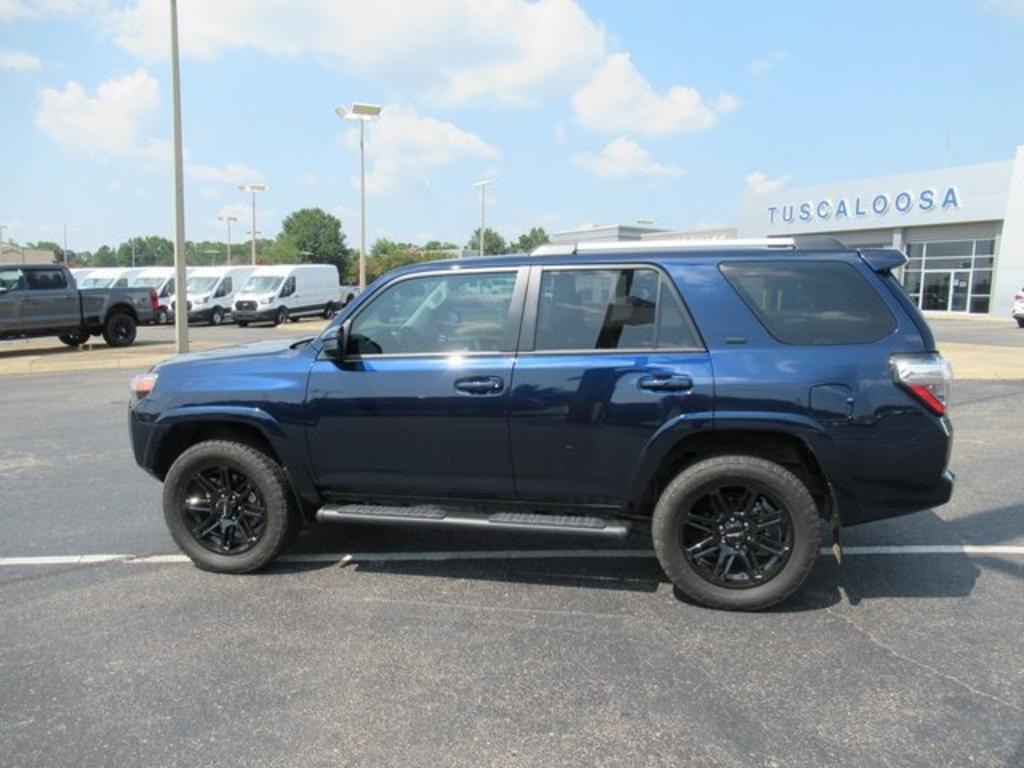 2022 Toyota 4Runner - $35,000