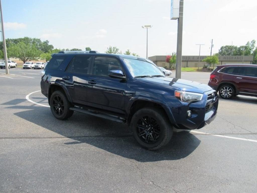 2022 Toyota 4Runner - $35,000