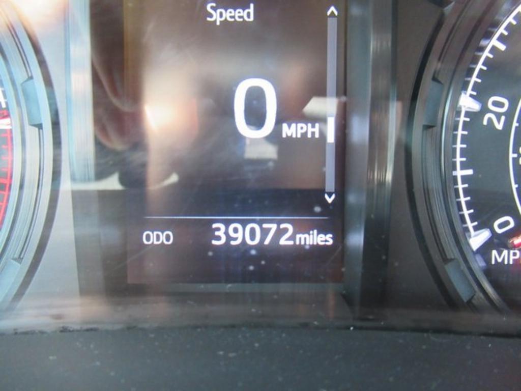 2022 Toyota 4Runner - $35,000