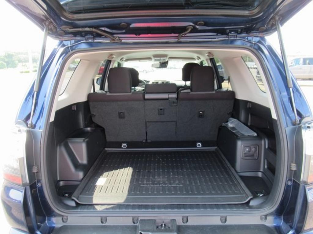 2022 Toyota 4Runner - $35,000