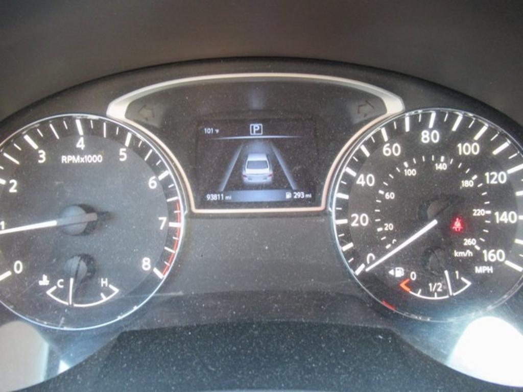 2016 Nissan Altima - $13,000