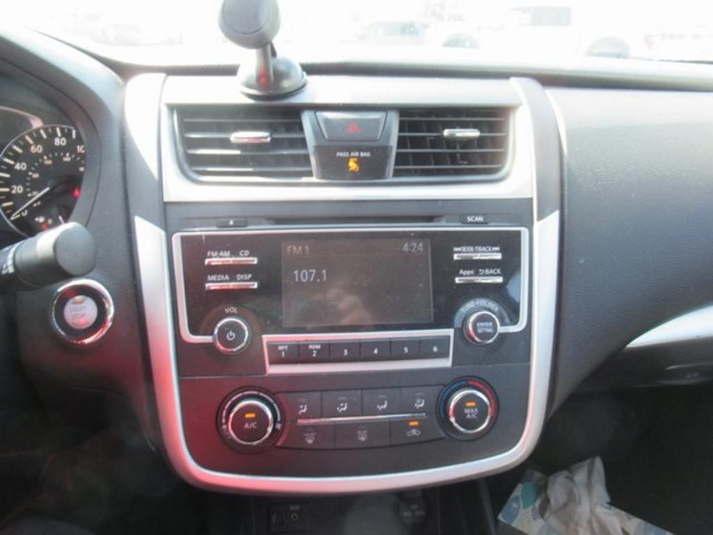 2016 Nissan Altima - $13,000
