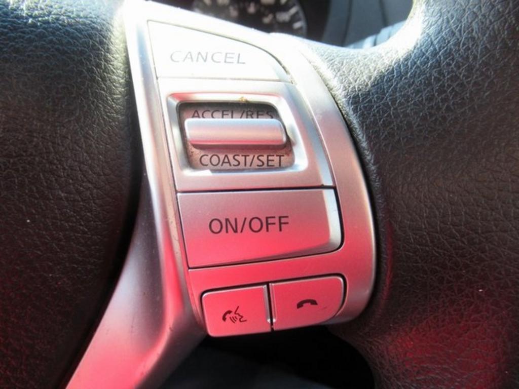 2016 Nissan Altima - $13,000