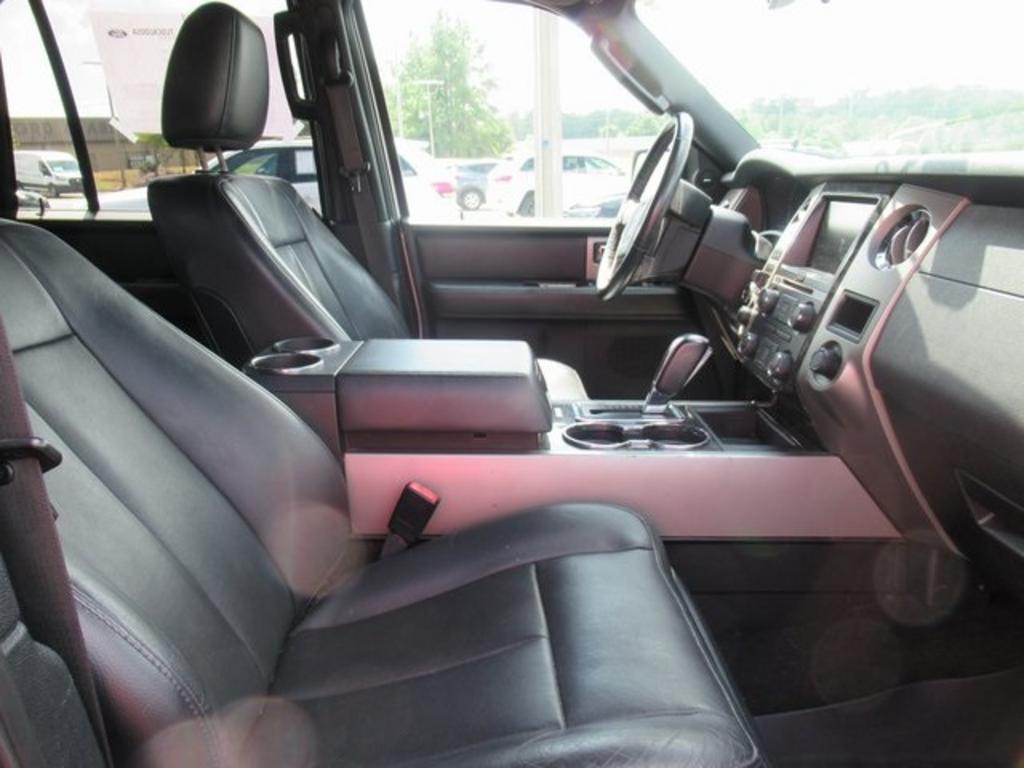2015 Ford Expedition - $19,000