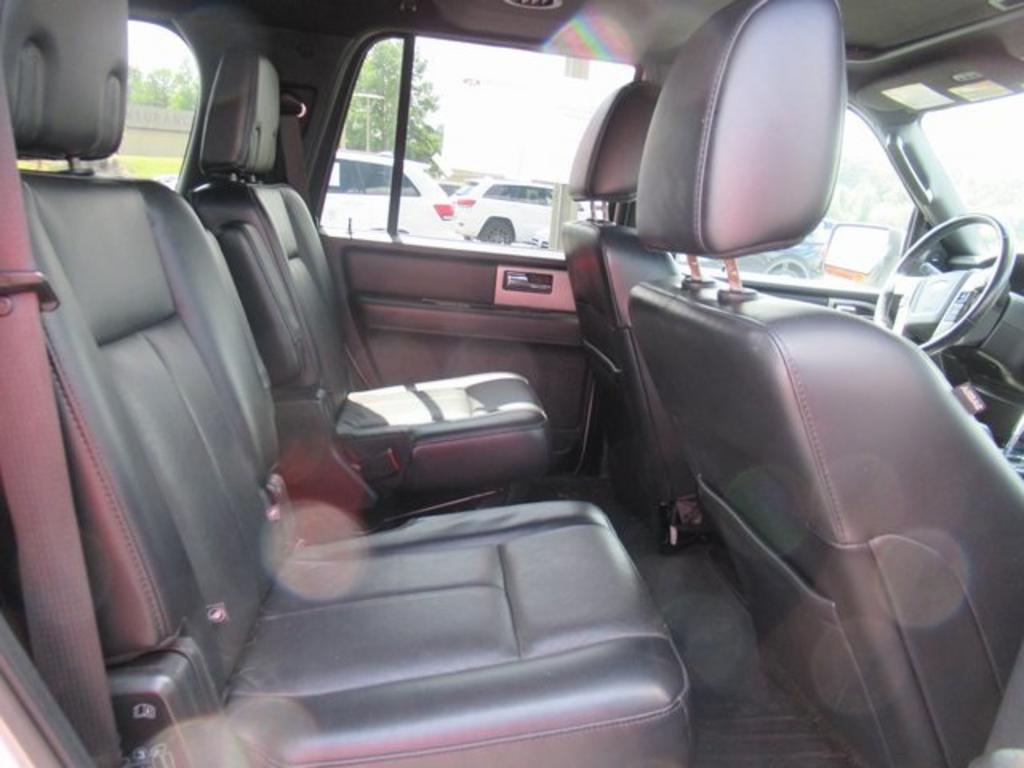 2015 Ford Expedition - $19,000