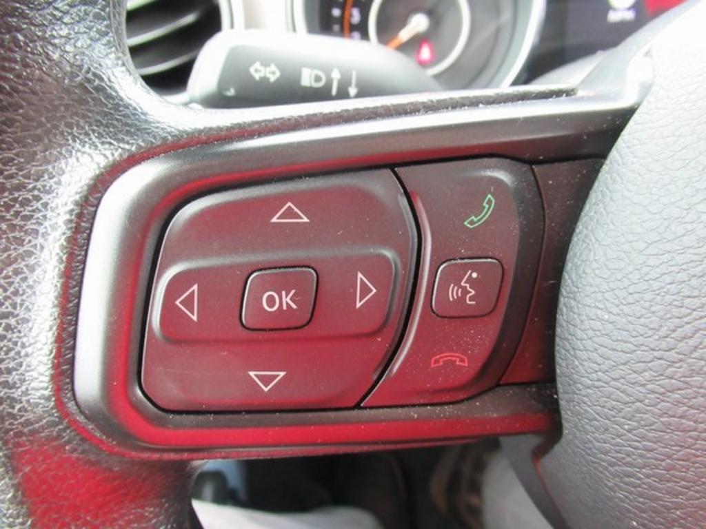 2021 Jeep Gladiator - $39,000