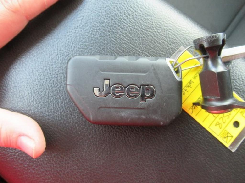 2021 Jeep Gladiator - $39,000