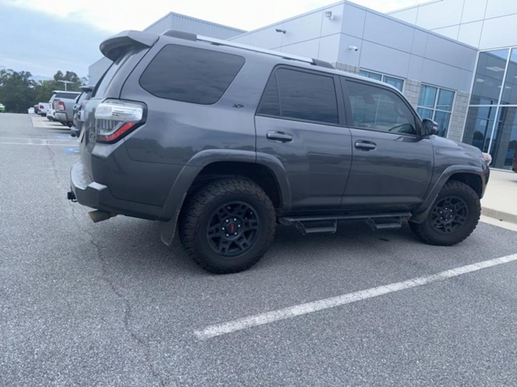 2020 Toyota 4Runner - $34,000