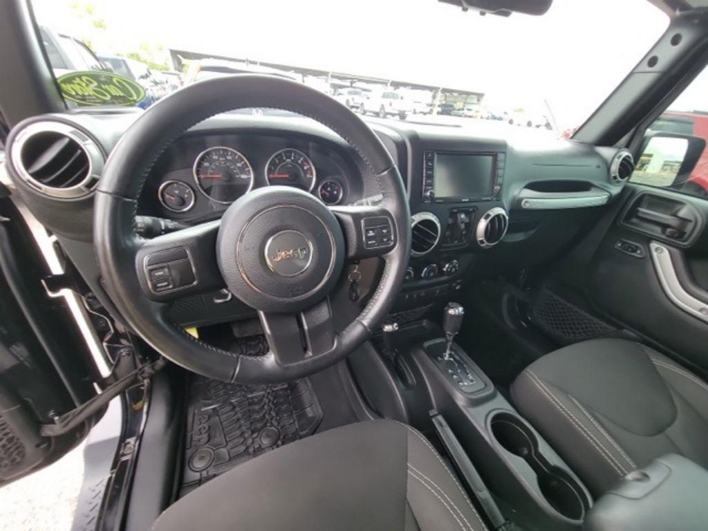 2018 Jeep Wrangler - $32,000