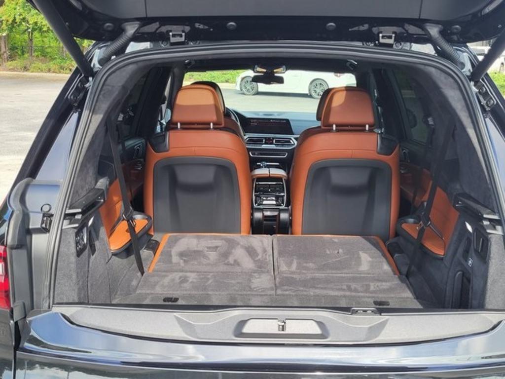 2020 BMW X7 - $61,000
