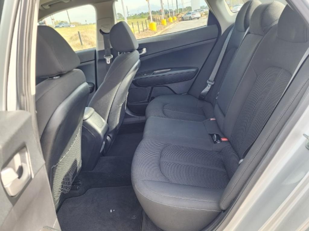 2020 Kia Optima LX photo
