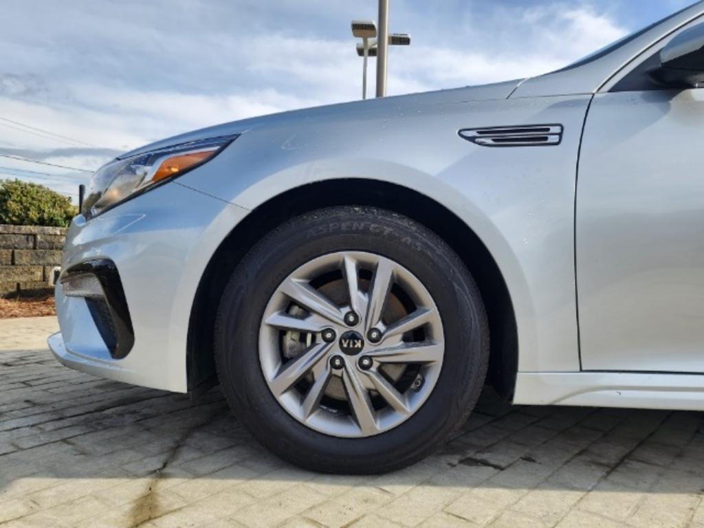 2020 Kia Optima LX photo