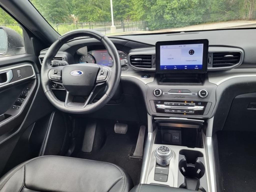 2020 Ford Explorer - $29,000