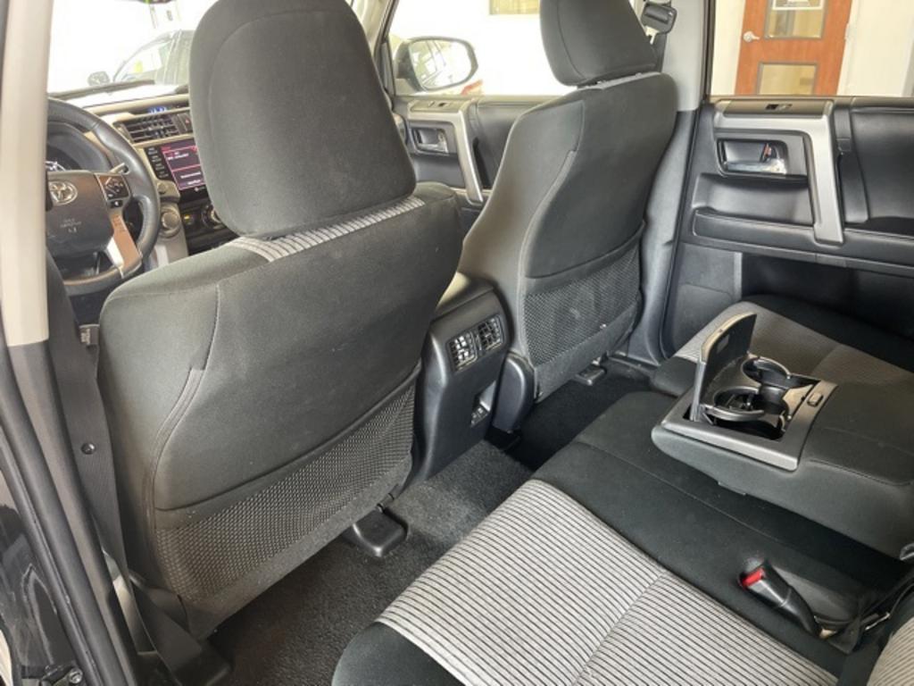 2021 Toyota 4Runner - $31,000
