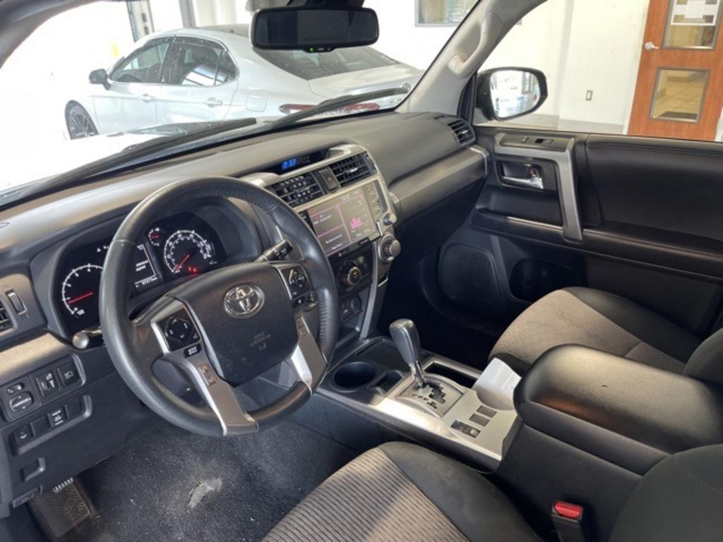 2021 Toyota 4Runner - $31,000