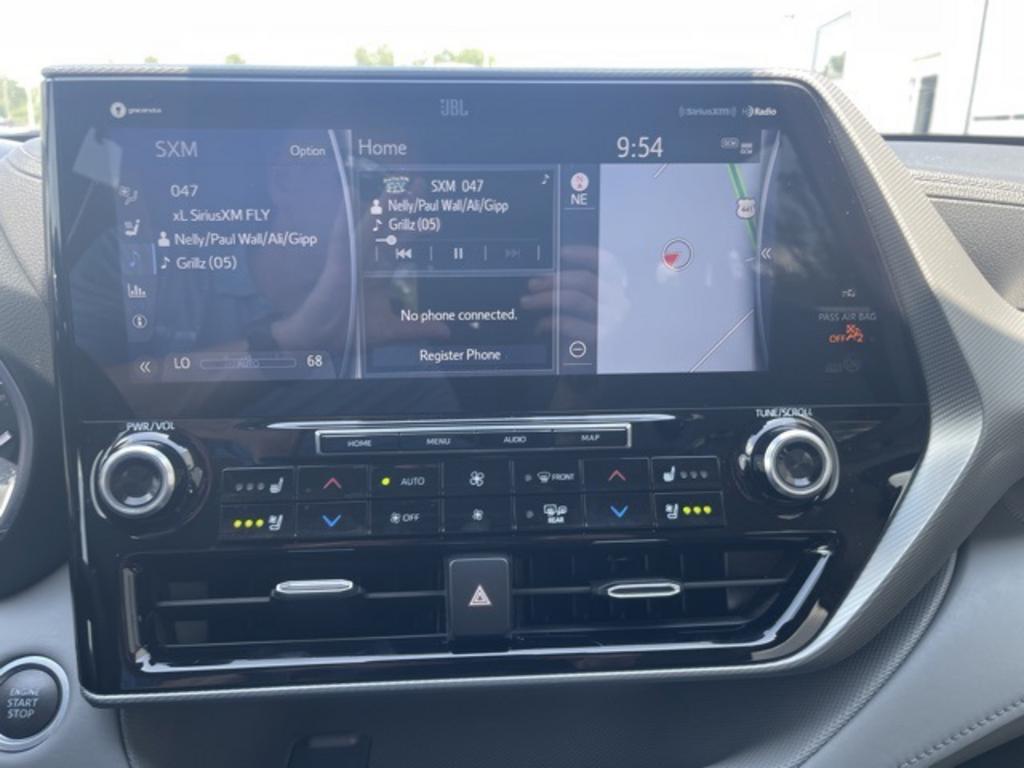 2021 Toyota Highlander - $39,000