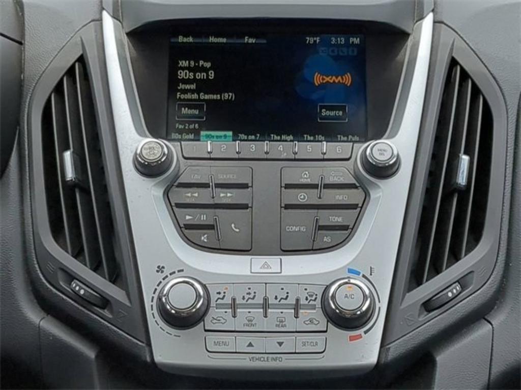 2017 Chevrolet Equinox LS photo