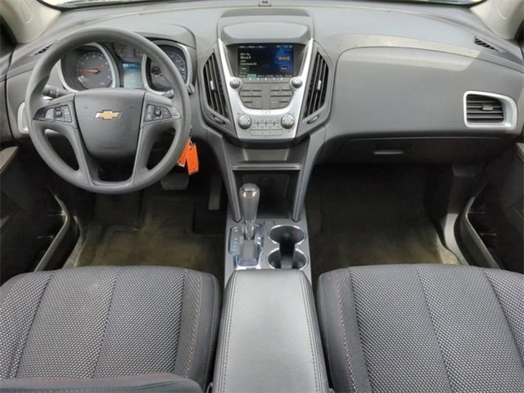 2017 Chevrolet Equinox LS photo