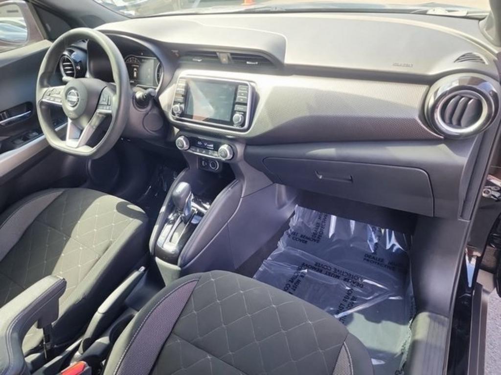 2020 Nissan Kicks - $17,000