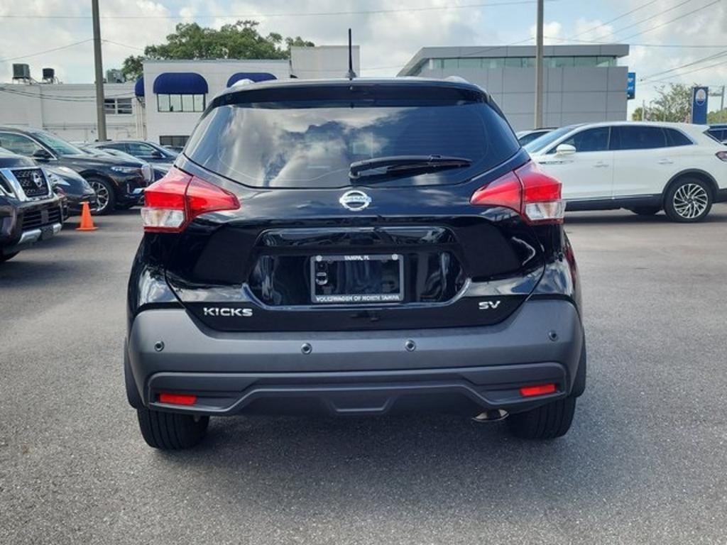 2020 Nissan Kicks - $17,000