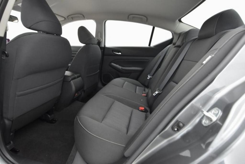 2020 Nissan Altima - $18,500