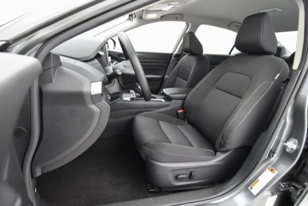 2020 Nissan Altima - $18,500
