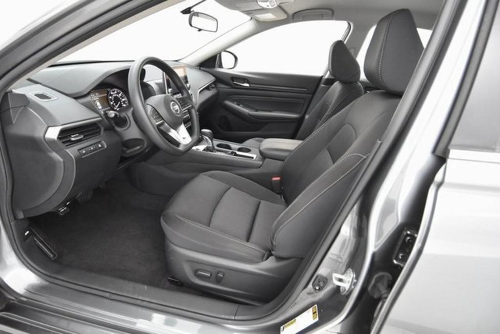 2020 Nissan Altima - $18,500