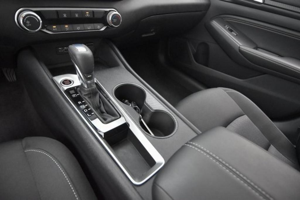 2020 Nissan Altima - $18,500