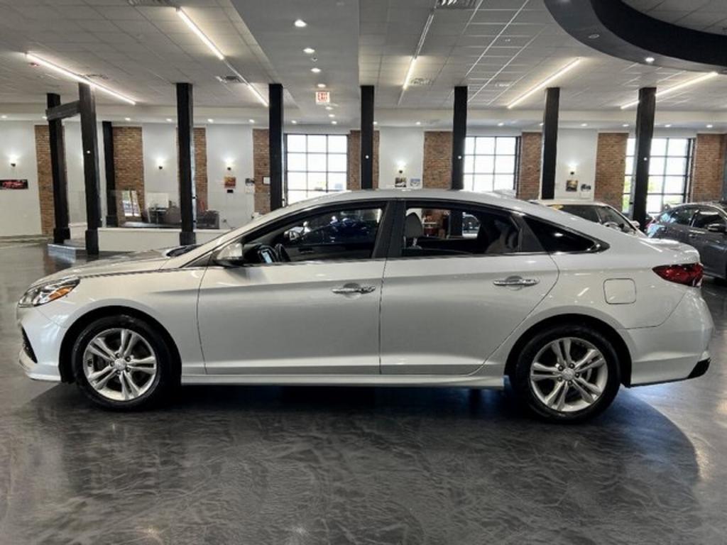 2019 Hyundai Sonata - $17,500