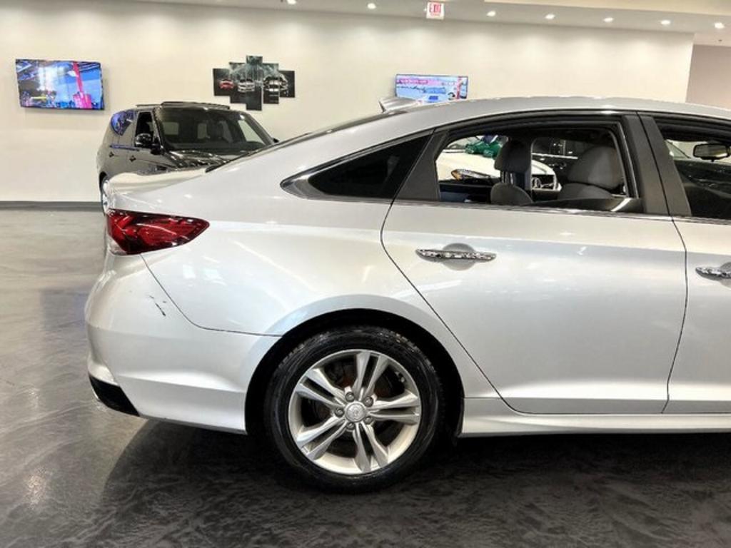 2019 Hyundai Sonata - $17,500