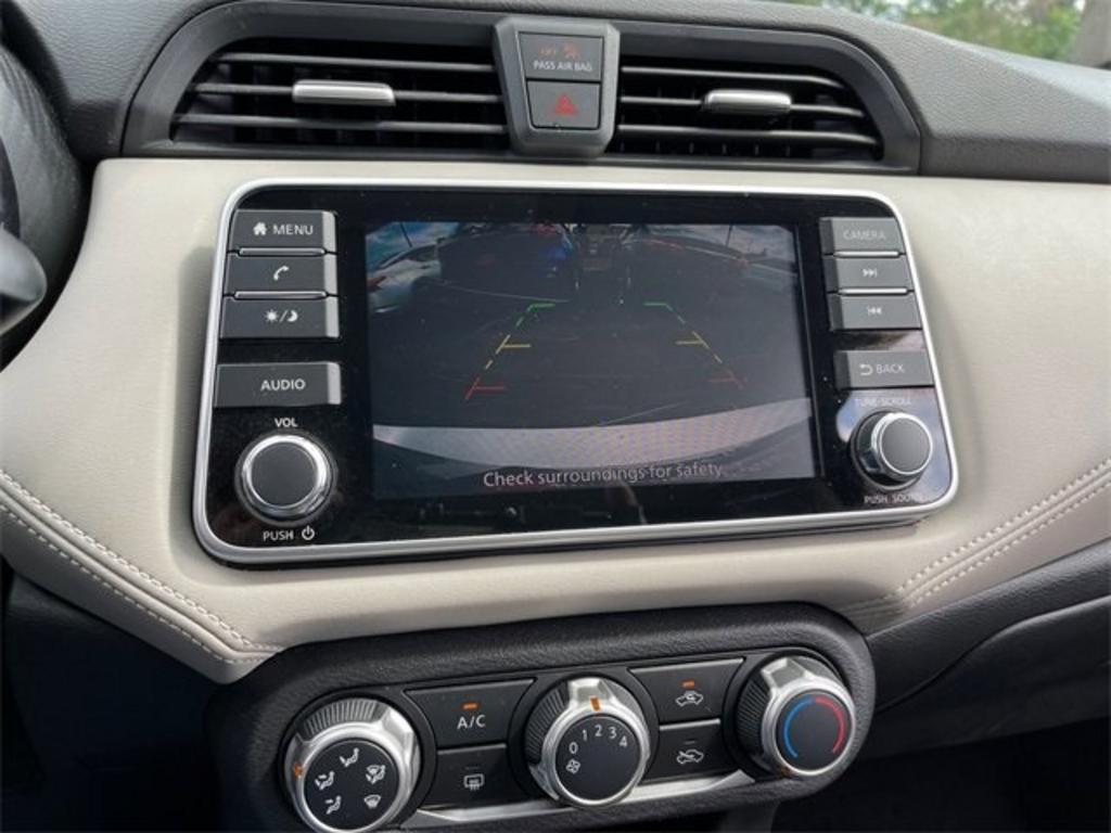 2022 Nissan Versa - $19,000