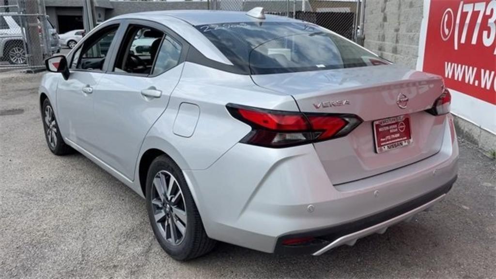 2022 Nissan Versa - $19,000