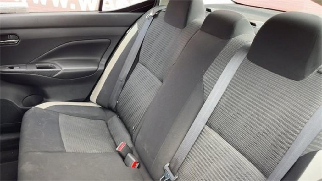 2022 Nissan Versa - $19,000