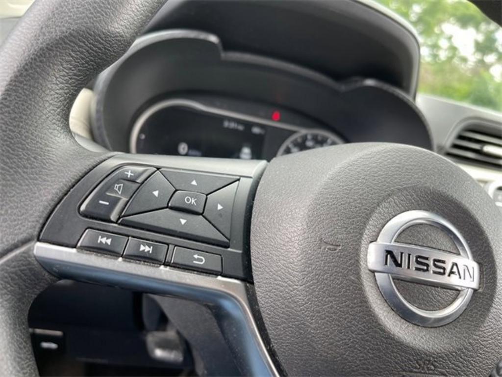2022 Nissan Versa - $19,000