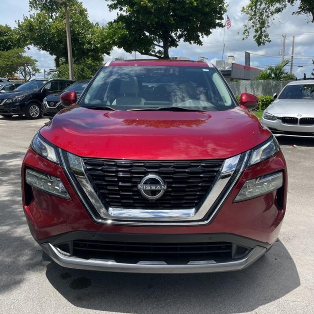 2023 Nissan Rogue - $32,000