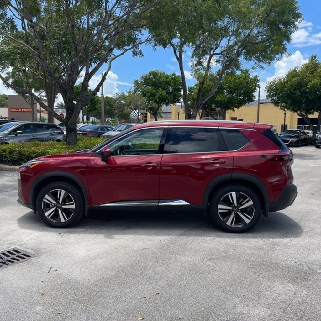 2023 Nissan Rogue - $32,000