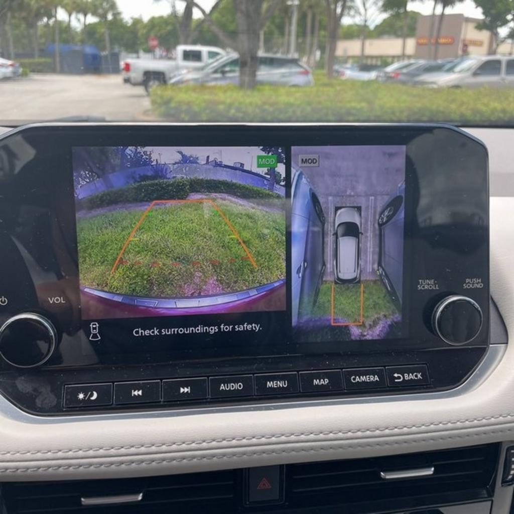 2023 Nissan Rogue - $32,000