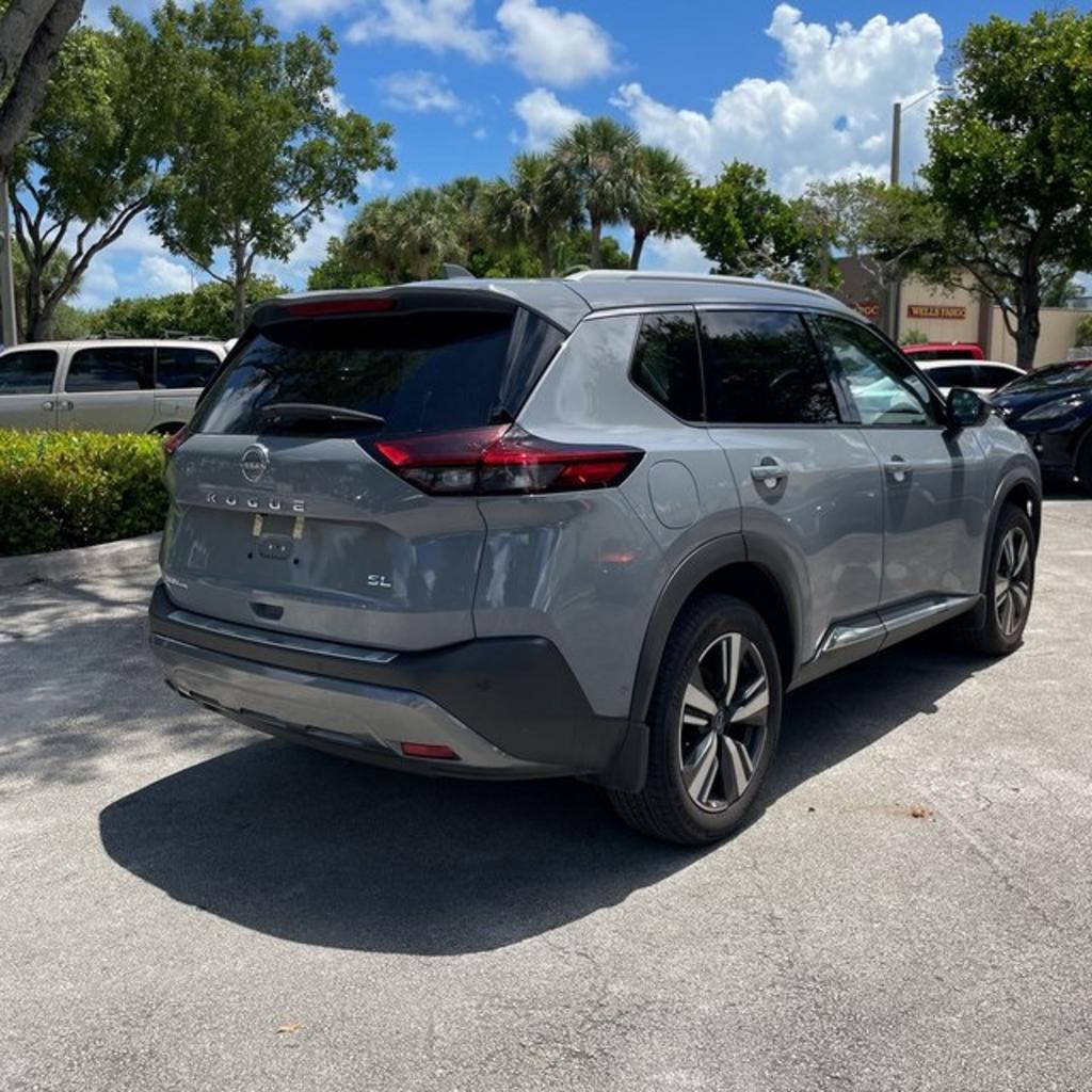 2023 Nissan Rogue - $32,000