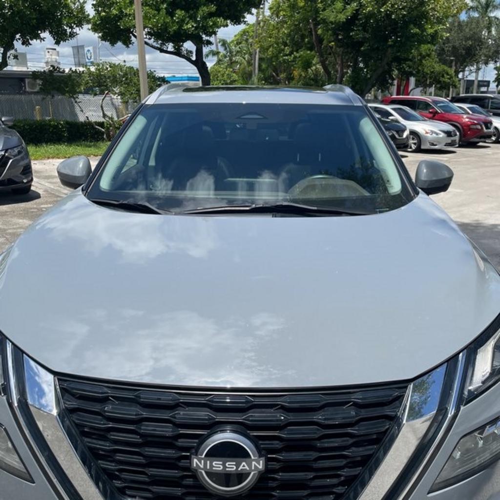 2023 Nissan Rogue - $32,000