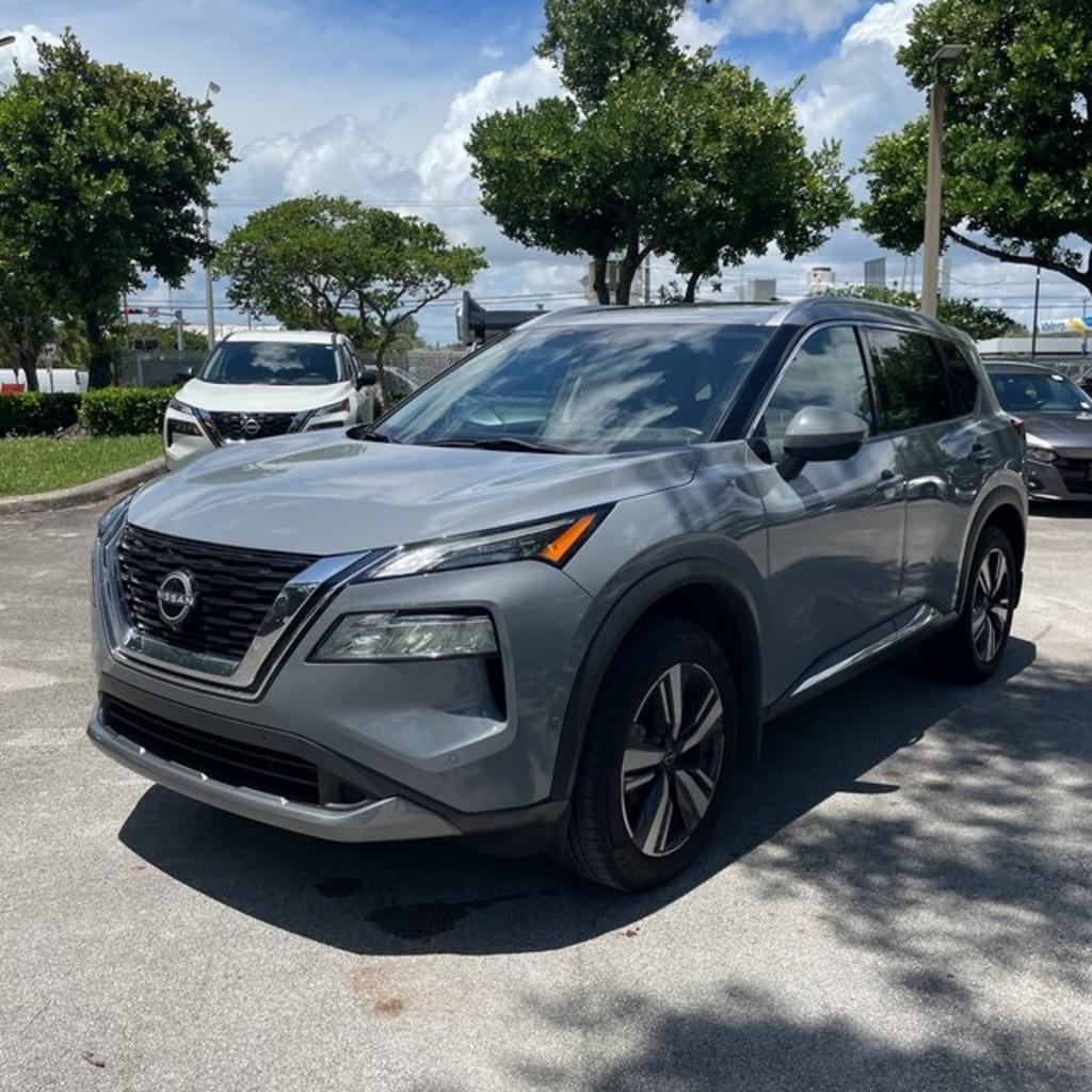 2023 Nissan Rogue - $32,000