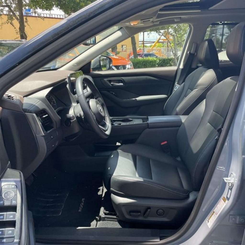 2023 Nissan Rogue - $32,000