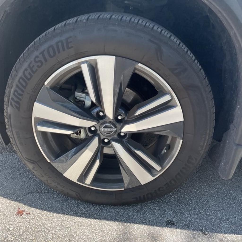 2023 Nissan Rogue - $32,000