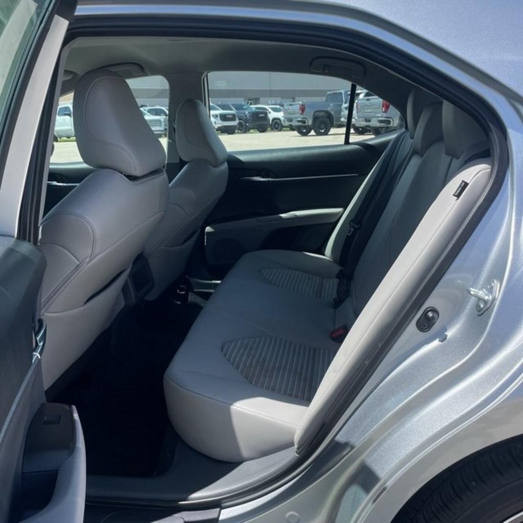 2023 Toyota Camry - $28,000
