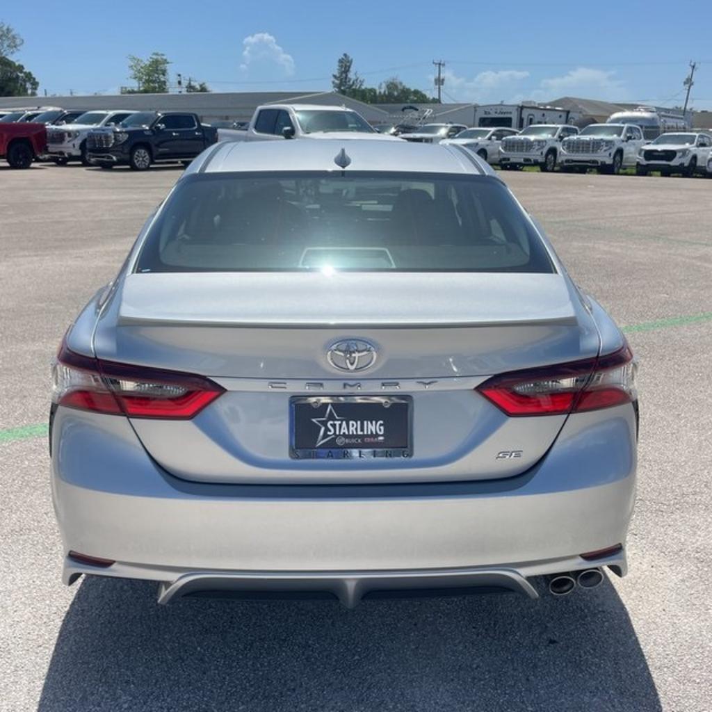 2023 Toyota Camry - $28,000