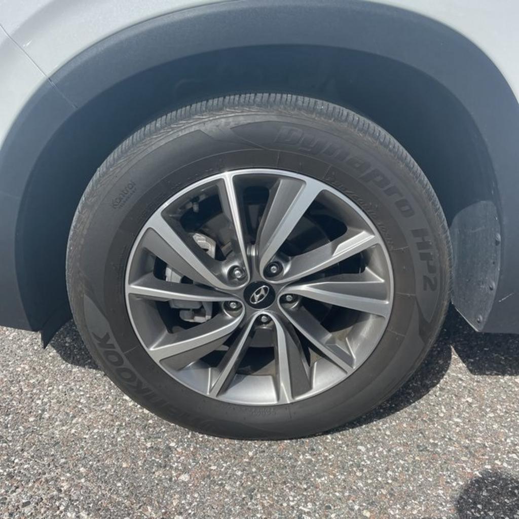 2020 Hyundai Santa Fe - $28,000