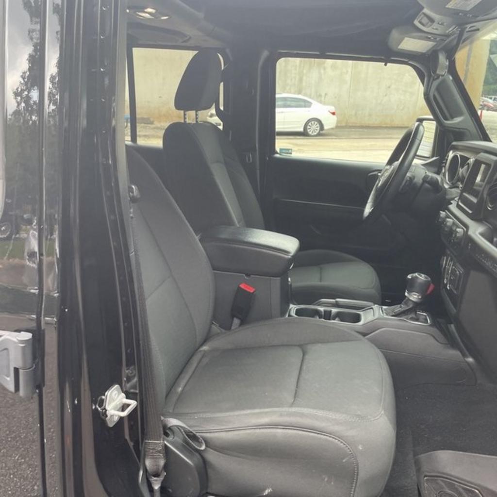 2020 Jeep Wrangler - $35,000